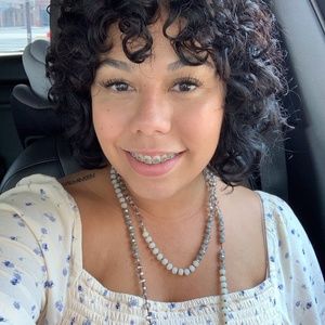 Meet your Posher, Corine